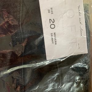 Loft Slim Pocket Modern Skinny Jeans Size 20